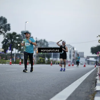 Runner Photo 5879668