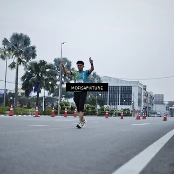Runner Photo 5879678