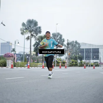 Runner Photo 5879717