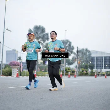 Runner Photo 5879734
