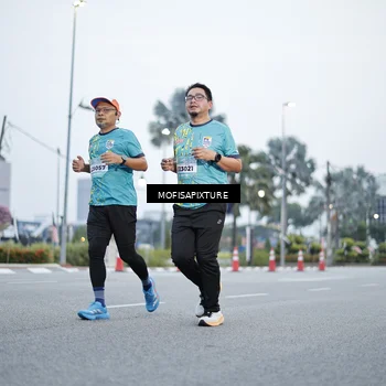 Runner Photo 5879735