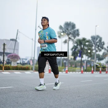 Runner Photo 5879743