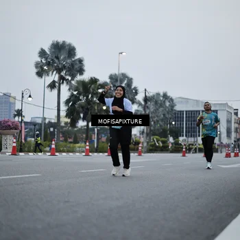 Runner Photo 5879761