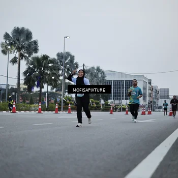 Runner Photo 5879762