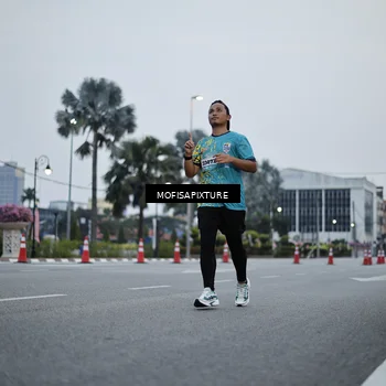 Runner Photo 5879779