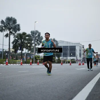 Runner Photo 5879796