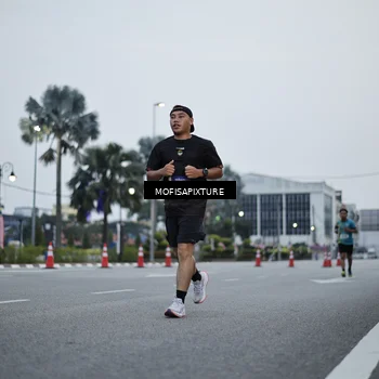 Runner Photo 5879802