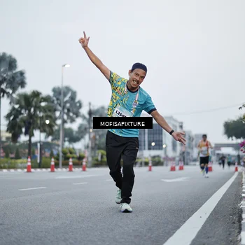 Runner Photo 5879817