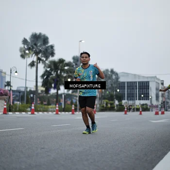 Runner Photo 5879818