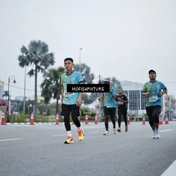 Runner Photo 5879823