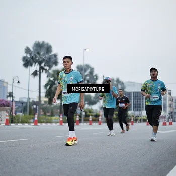 Runner Photo 5879834