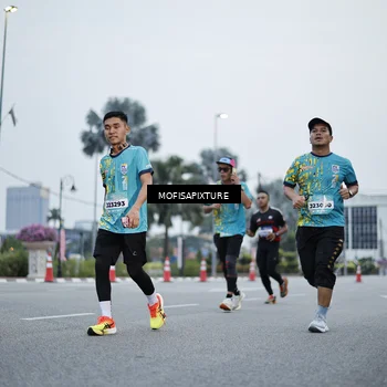 Runner Photo 5879836