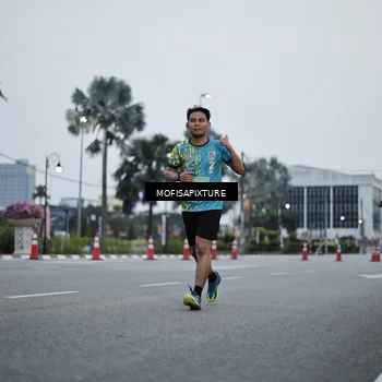 Runner Photo 5879845