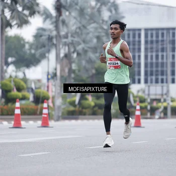 Runner Photo 5879873