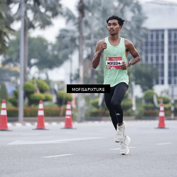 Runner Photo 5879879