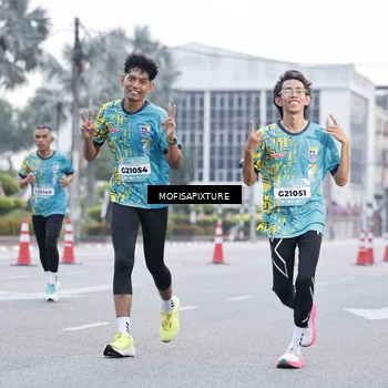Runner Photo 5880113