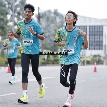 Runner Photo 5880124