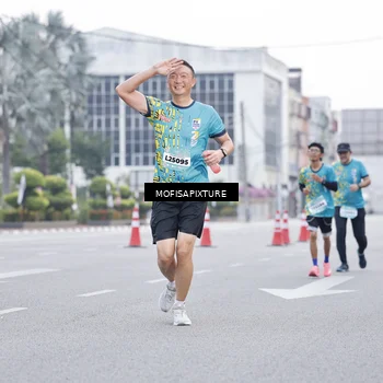 Runner Photo 5880134