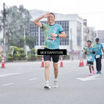 Runner Photo 5880137