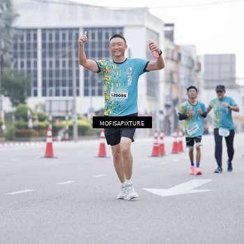 Runner Photo 5880147