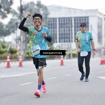 Runner Photo 5880153