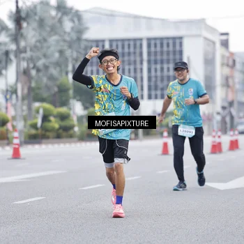 Runner Photo 5880159