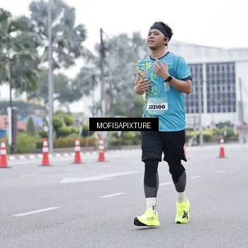 Runner Photo 5880179