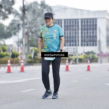 Runner Photo 5880238