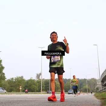 Runner Photo 5880241