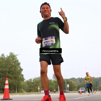Runner Photo 5880319