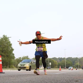 Runner Photo 5880562