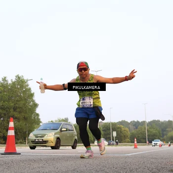 Runner Photo 5880702