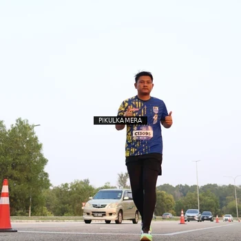 Runner Photo 5881443