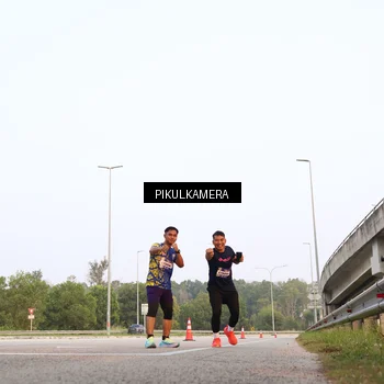 Runner Photo 5882744