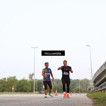 Runner Photo 5882957