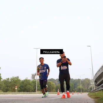 Runner Photo 5883084