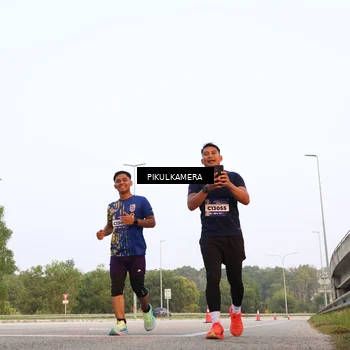 Runner Photo 5883233