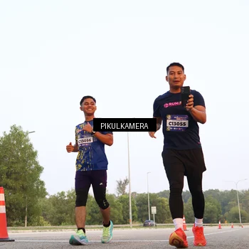 Runner Photo 5883442