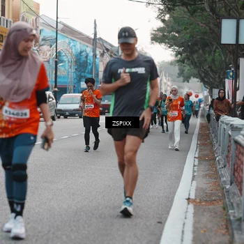 Runner Photo 5889996