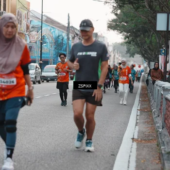 Runner Photo 5890059