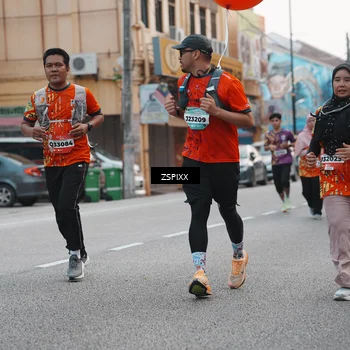 Runner Photo 5890119