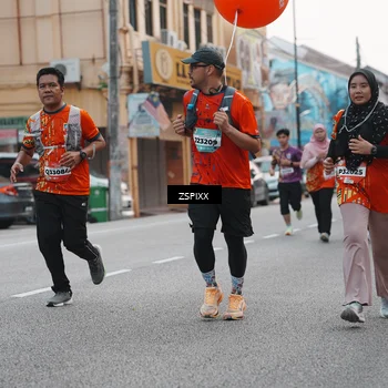 Runner Photo 5890121