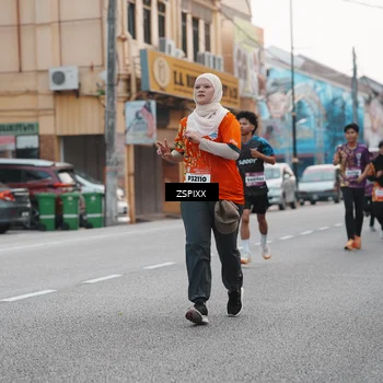 Runner Photo 5890767