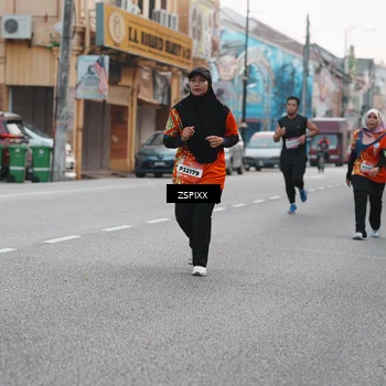 Runner Photo 5890846