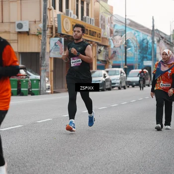 Runner Photo 5890924
