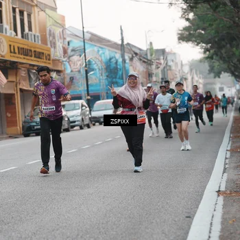 Runner Photo 5891000