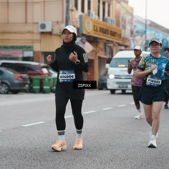 Runner Photo 5891072