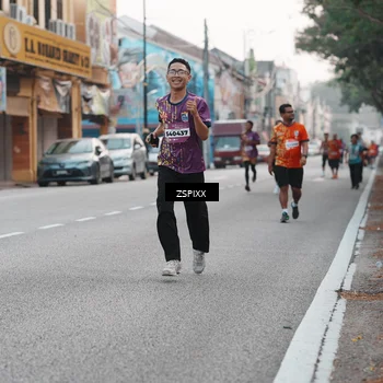 Runner Photo 5891575