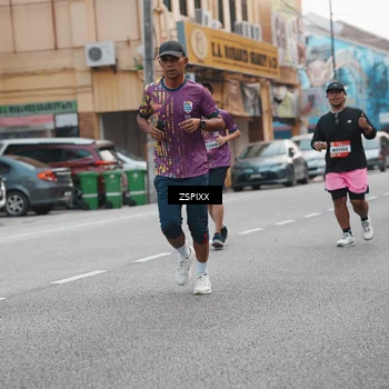 Runner Photo 5891643