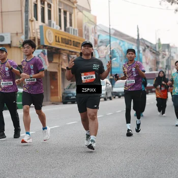 Runner Photo 5891935